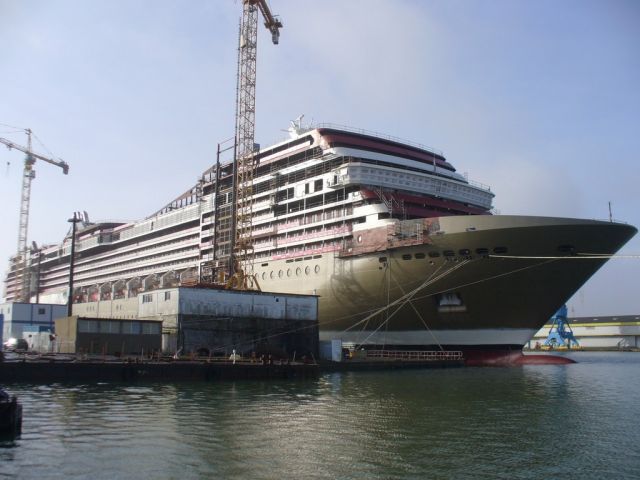 MSC Magnifica - Penhoet - 17 janvier 2009 (2).JPG